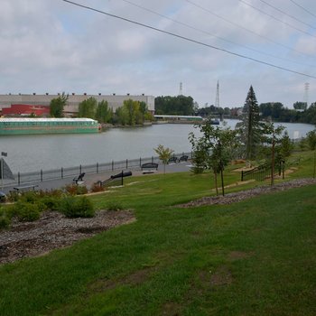 parc-maison-gouverneurs-2.jpg